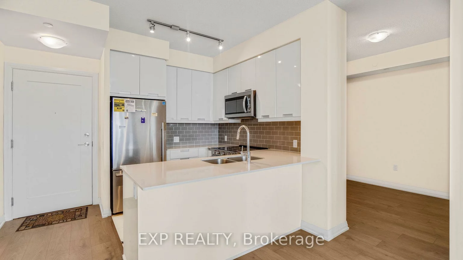 35, Watergarden, Hurontario, Mississauga