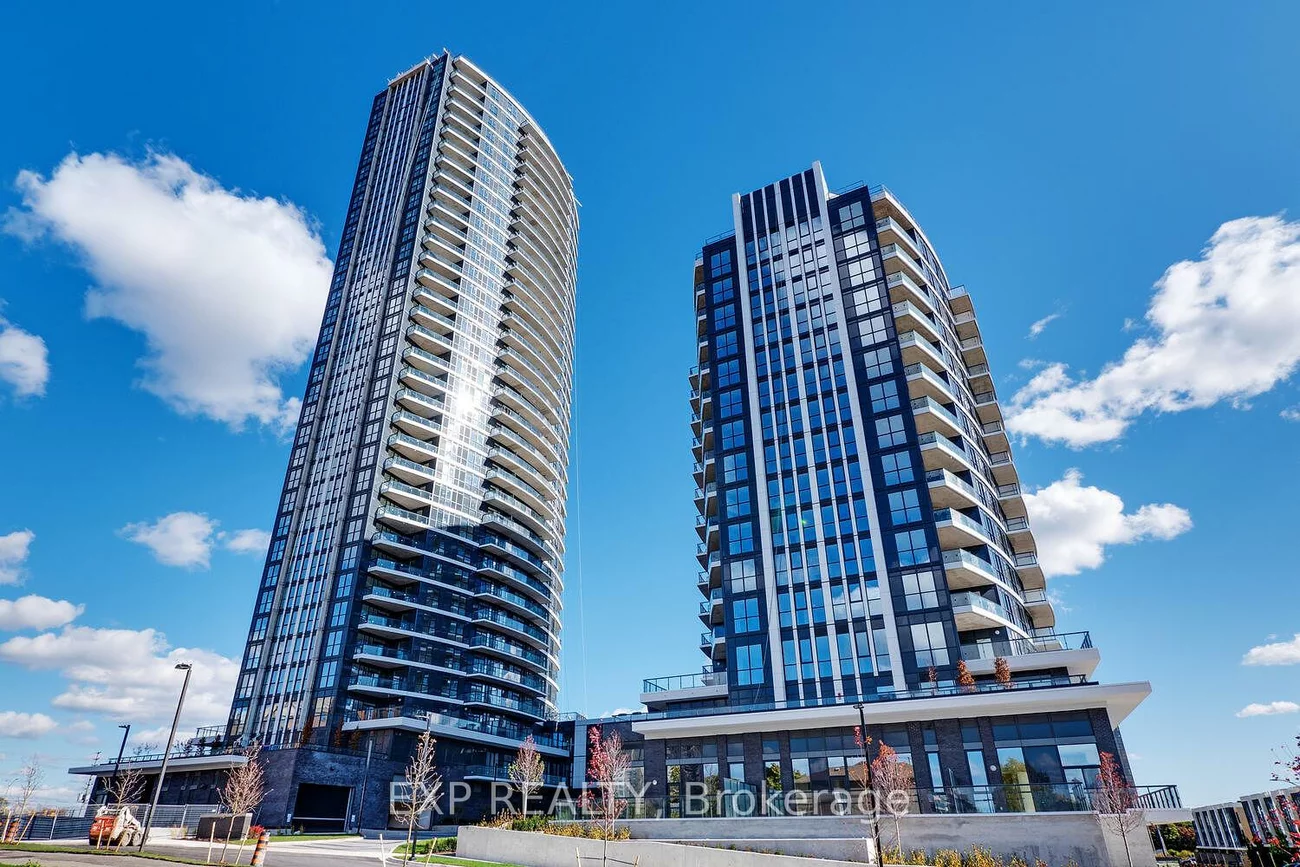 35, Watergarden, Hurontario, Mississauga