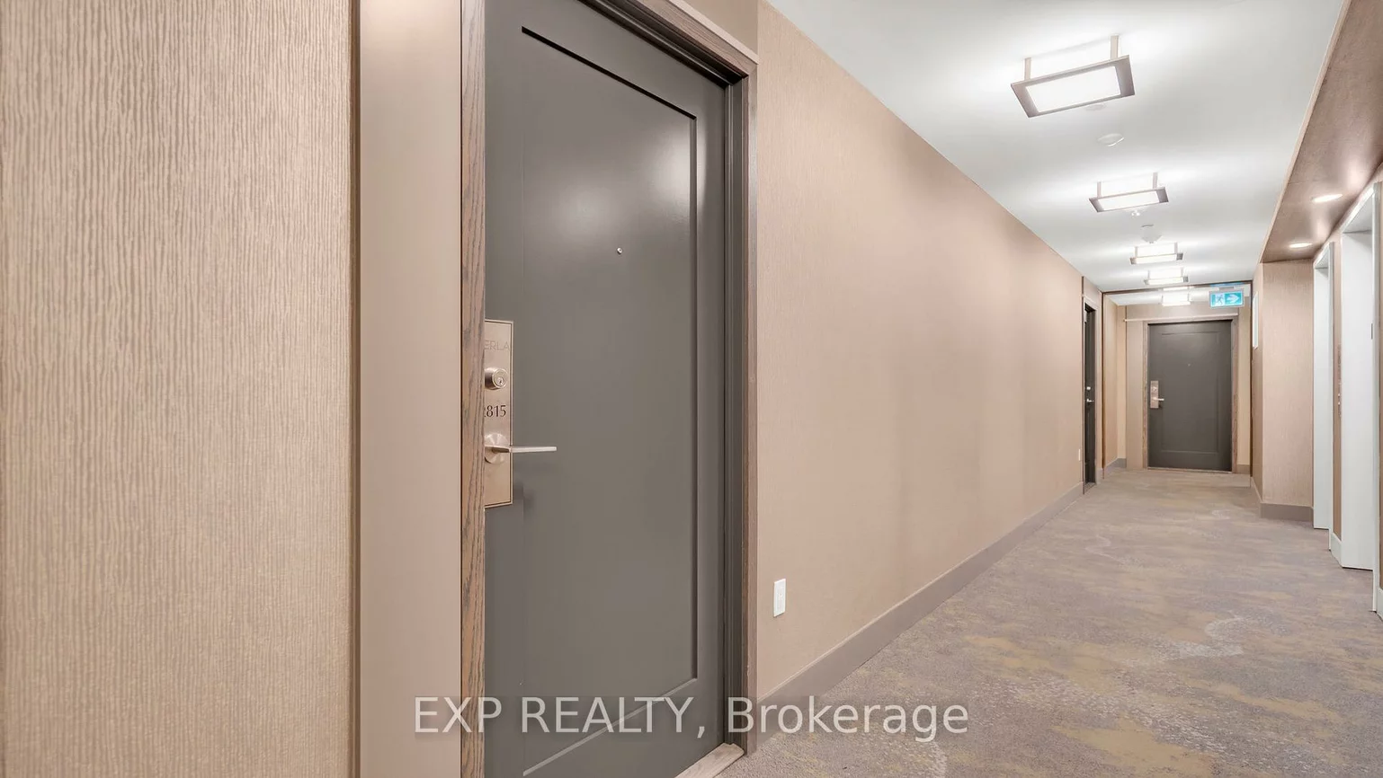 35, Watergarden, Hurontario, Mississauga