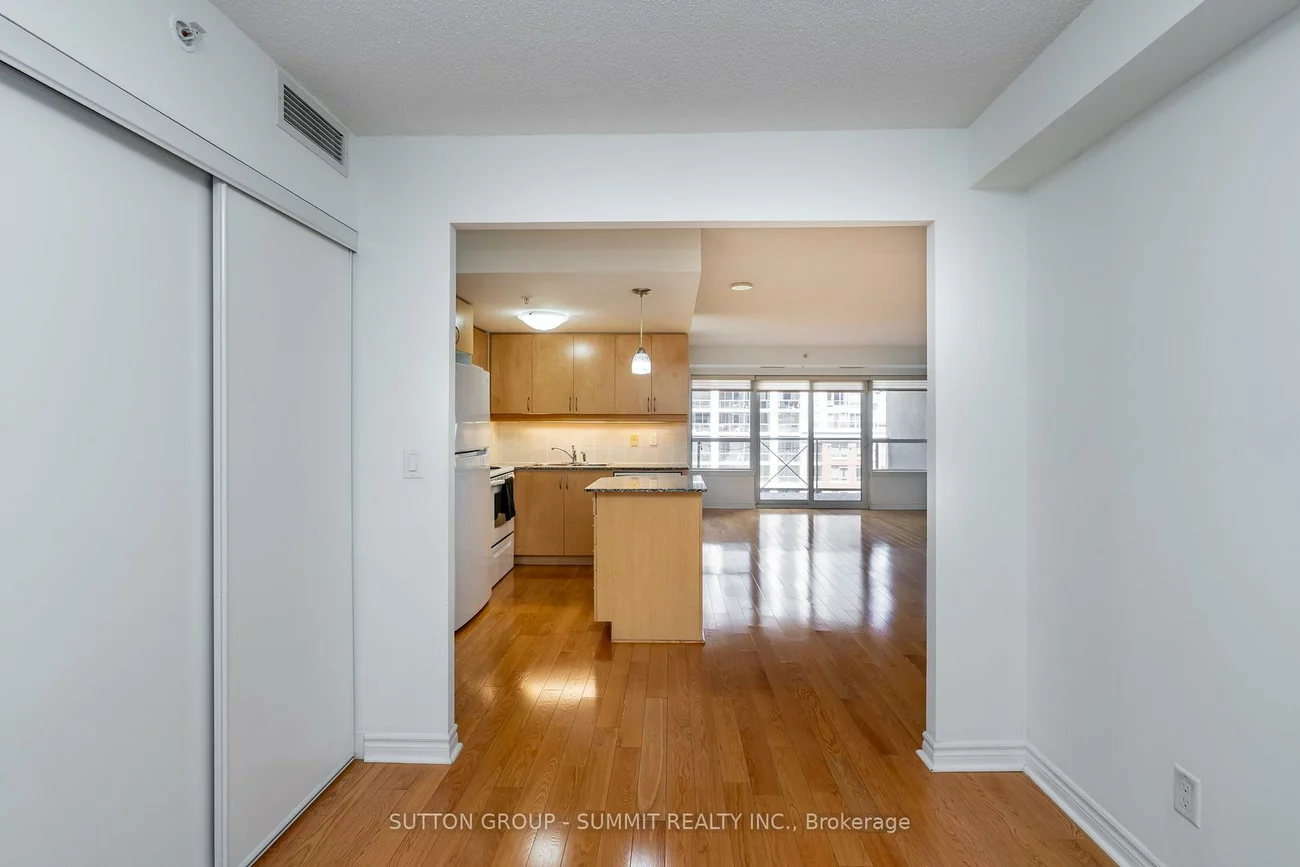 350, Princess Royal, City Centre, Mississauga