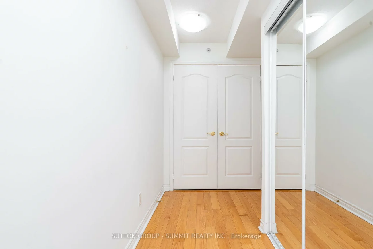 350, Princess Royal, City Centre, Mississauga