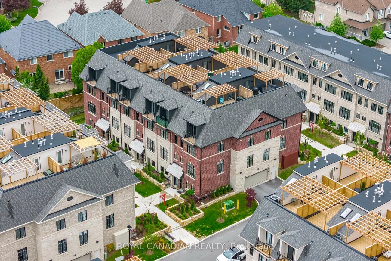 50, Lunar, Streetsville, Mississauga