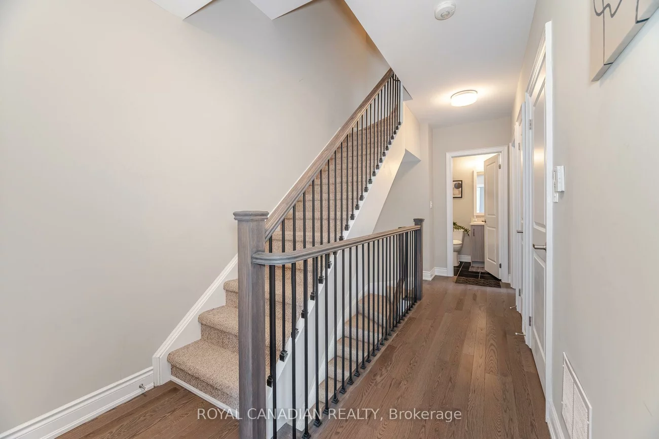 50, Lunar, Streetsville, Mississauga