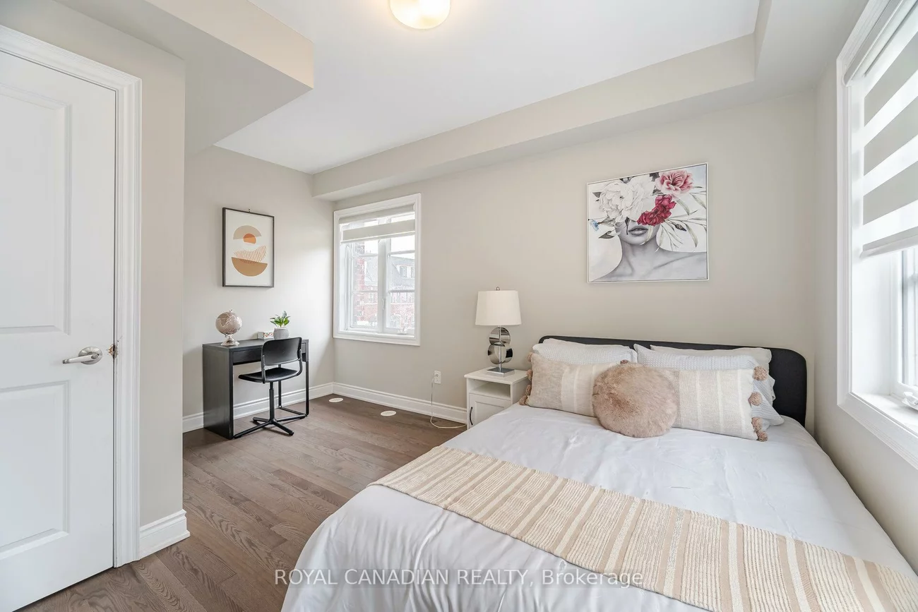 50, Lunar, Streetsville, Mississauga