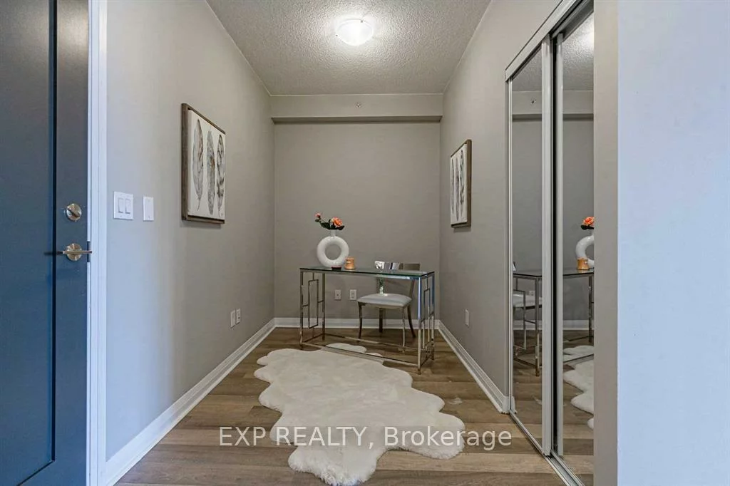 5033, FOUR SPRINGS, Hurontario, Mississauga