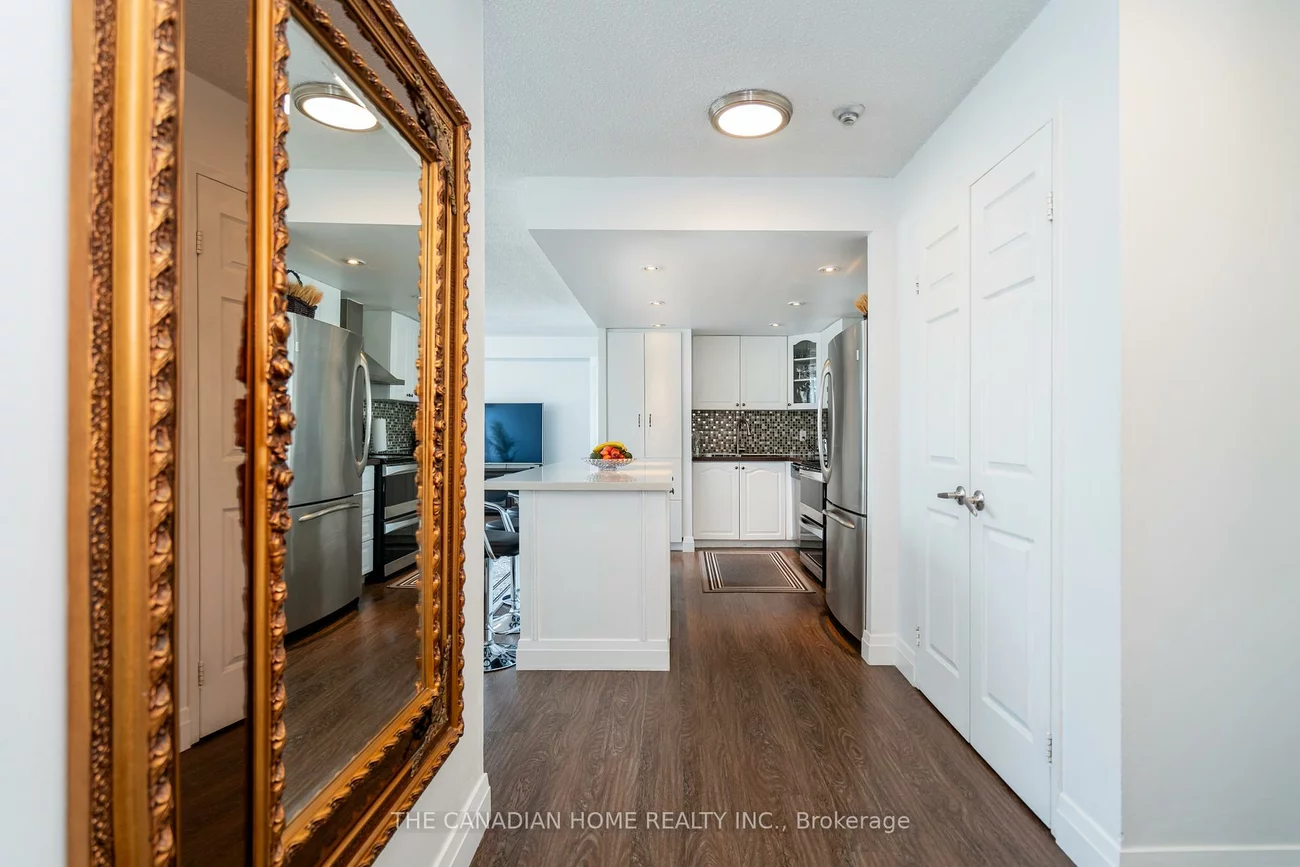 3695, Kaneff, Mississauga Valleys, Mississauga