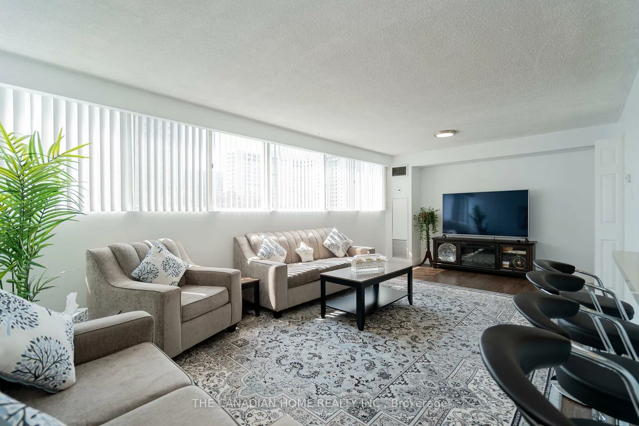 3695, Kaneff, Mississauga Valleys, Mississauga