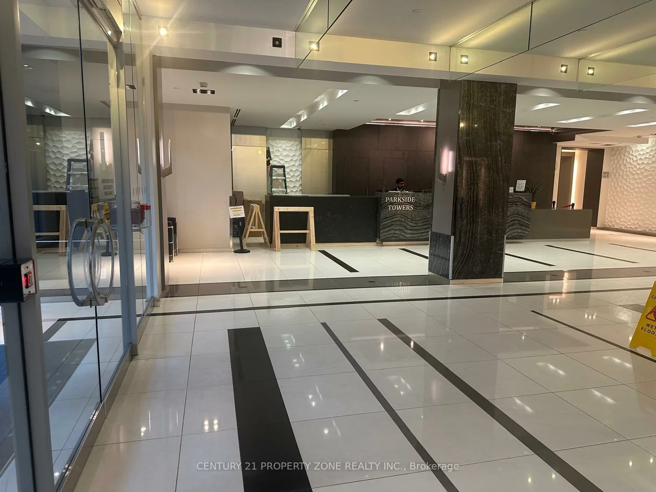 285, Enfield, City Centre, Mississauga
