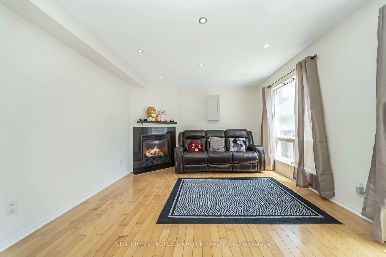 5255, Guildwood, Hurontario, Mississauga