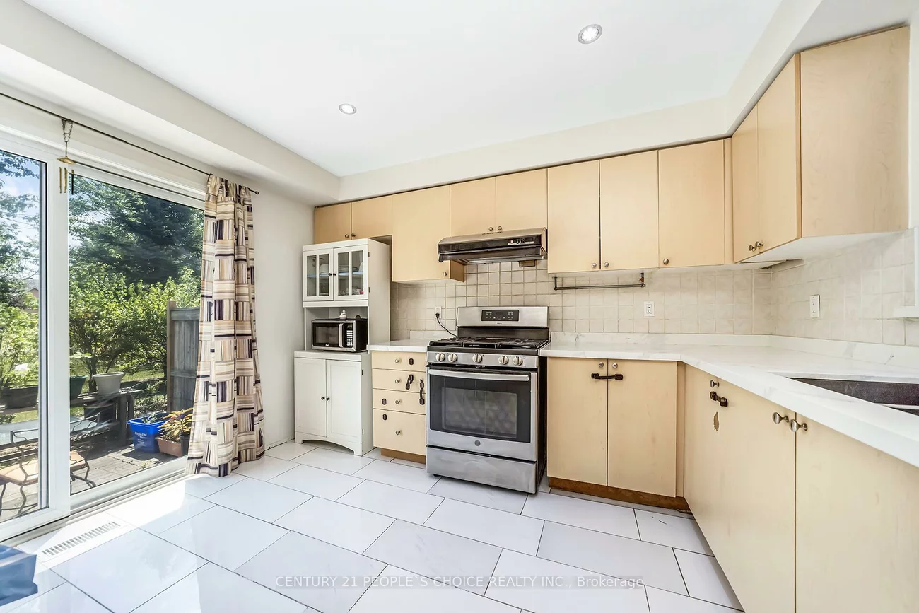 5255, Guildwood, Hurontario, Mississauga