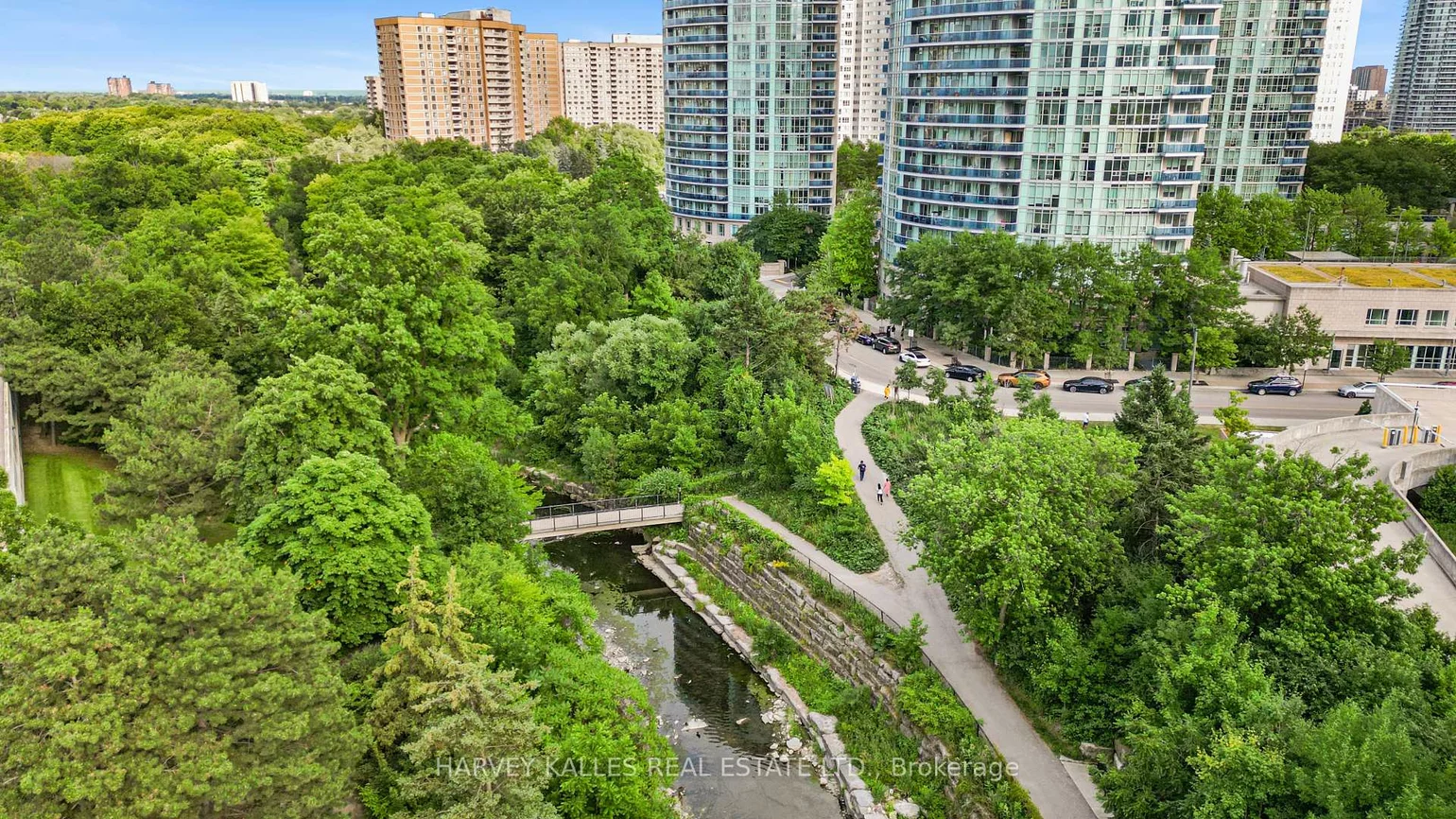 80, Absolute, City Centre, Mississauga
