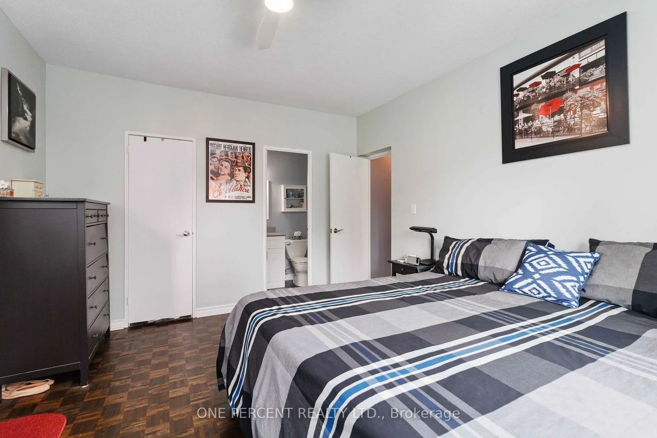 15, Elizabeth, Port Credit, Mississauga