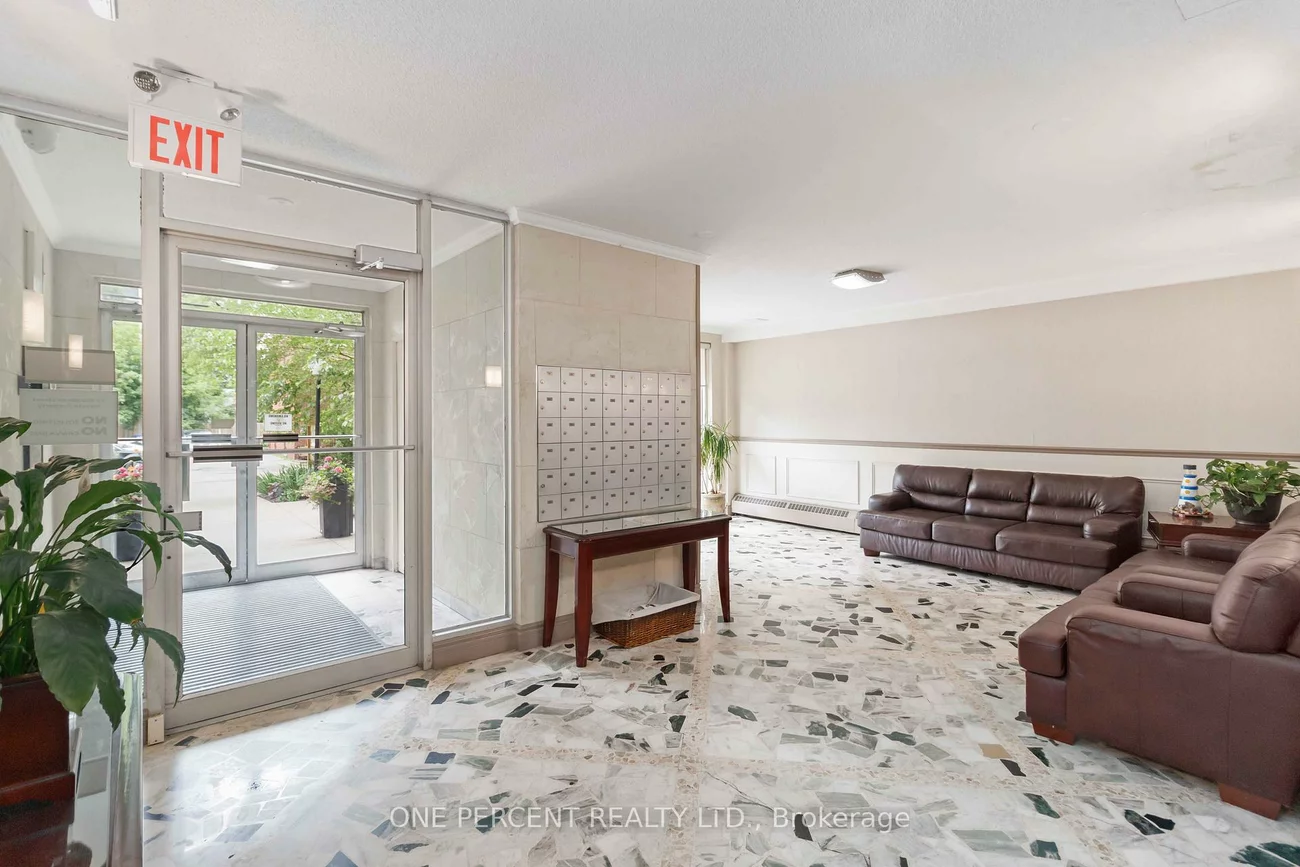 15, Elizabeth, Port Credit, Mississauga