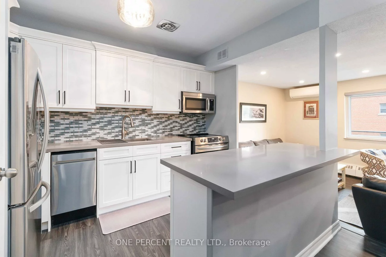 15, Elizabeth, Port Credit, Mississauga