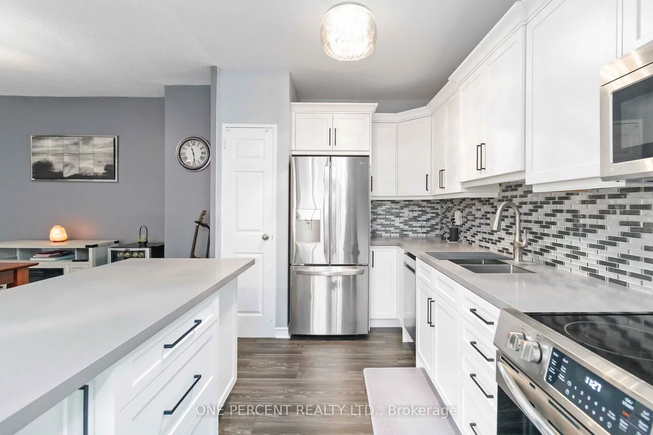15, Elizabeth, Port Credit, Mississauga