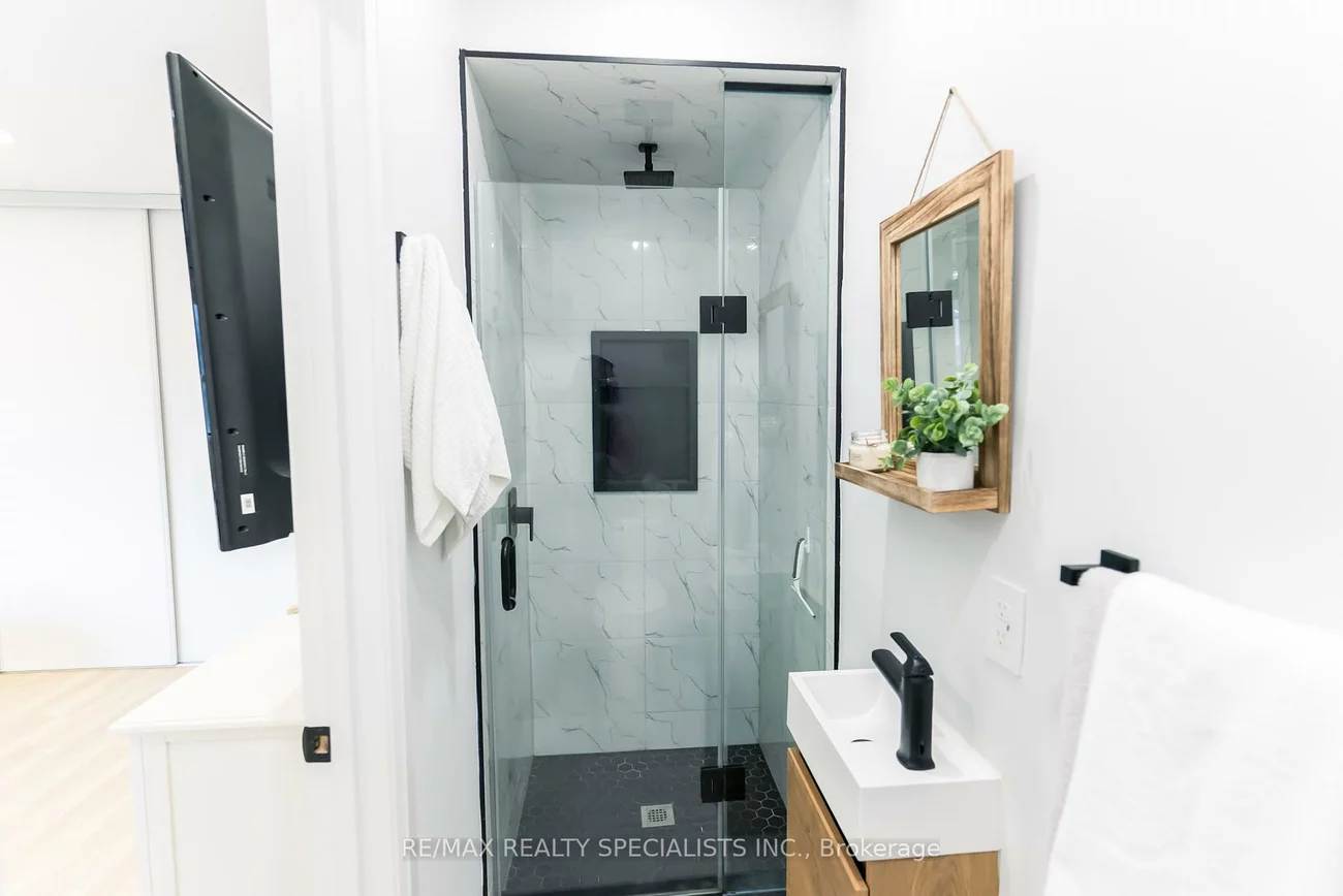 2120, Rathburn, Rathwood, Mississauga