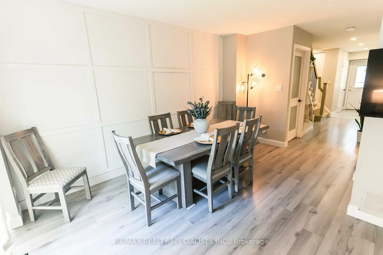 2120, Rathburn, Rathwood, Mississauga