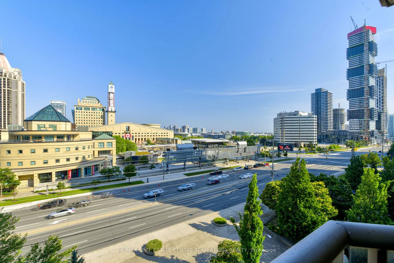 310, Burnhamthorpe, City Centre, Mississauga