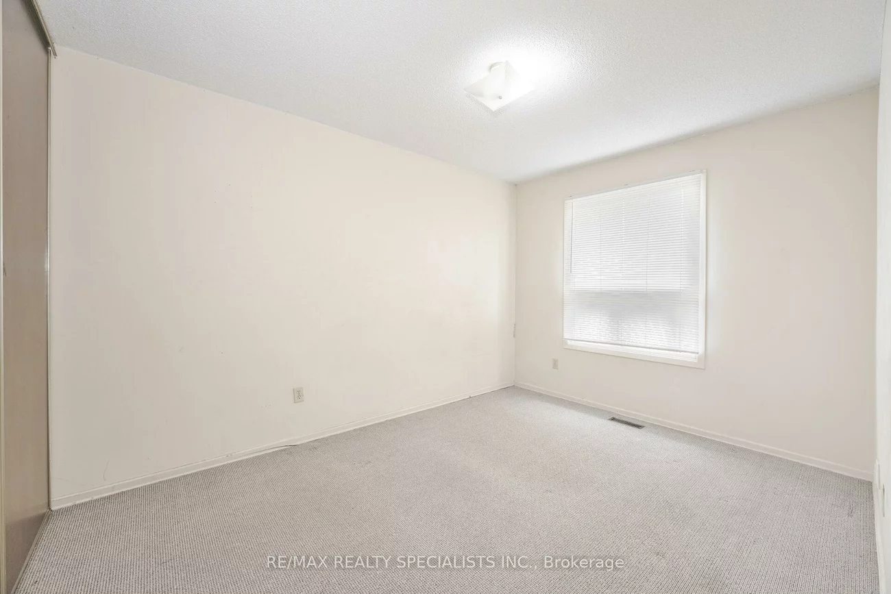 60, Hanson, Fairview, Mississauga