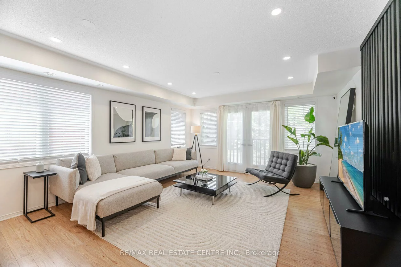 3070, Thomas, Churchill Meadows, Mississauga