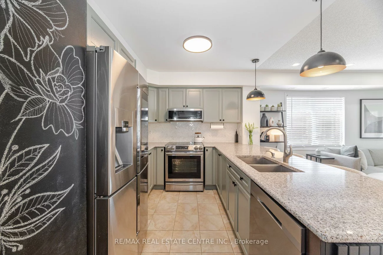 3070, Thomas, Churchill Meadows, Mississauga