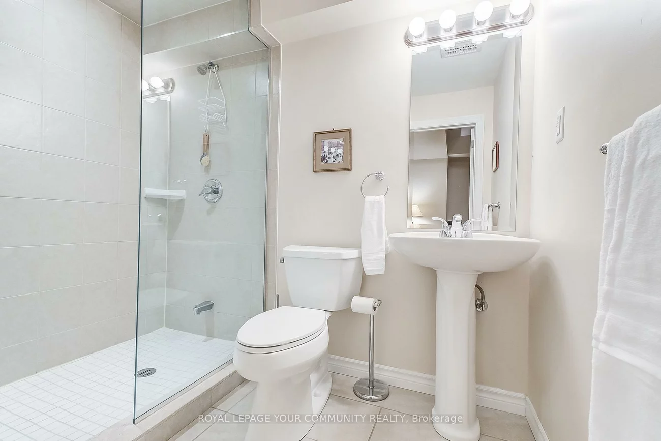 1633, Northmount, Lakeview, Mississauga