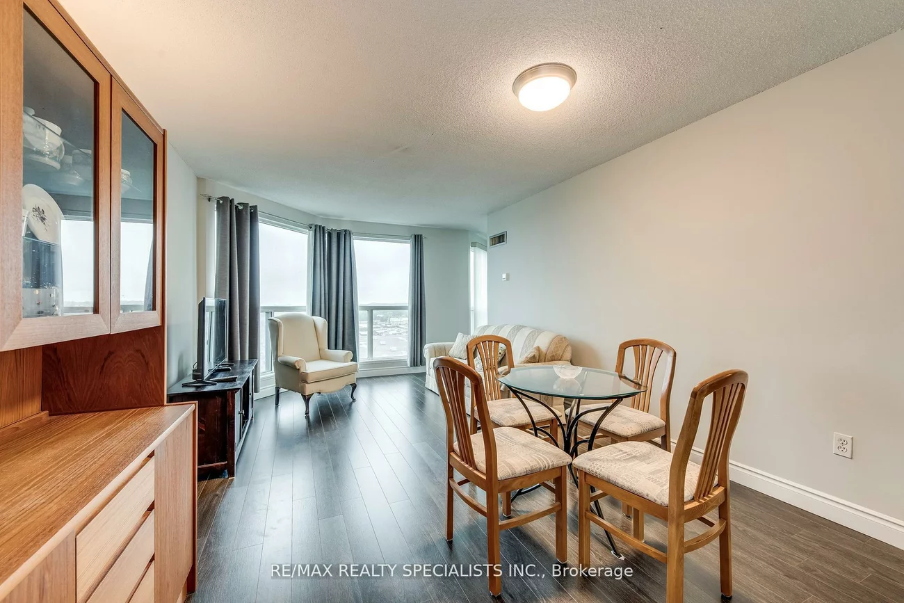 2177, Burnhamthorpe, Erin Mills, Mississauga