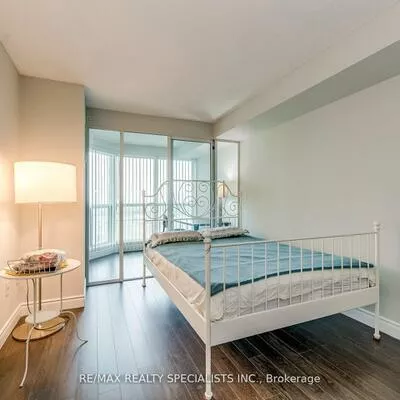 2177, Burnhamthorpe, Erin Mills, Mississauga