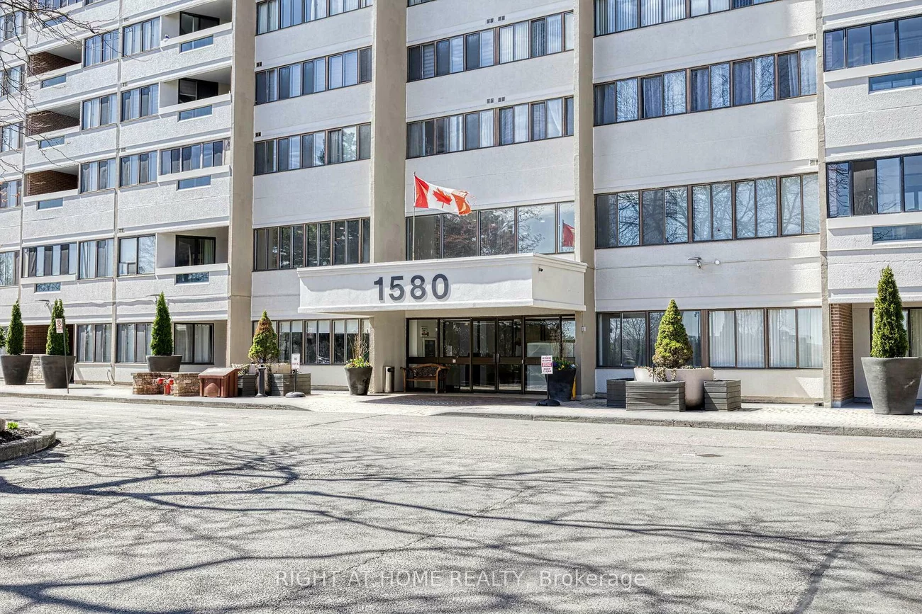 1580, Mississauga, Mississauga Valleys, Mississauga