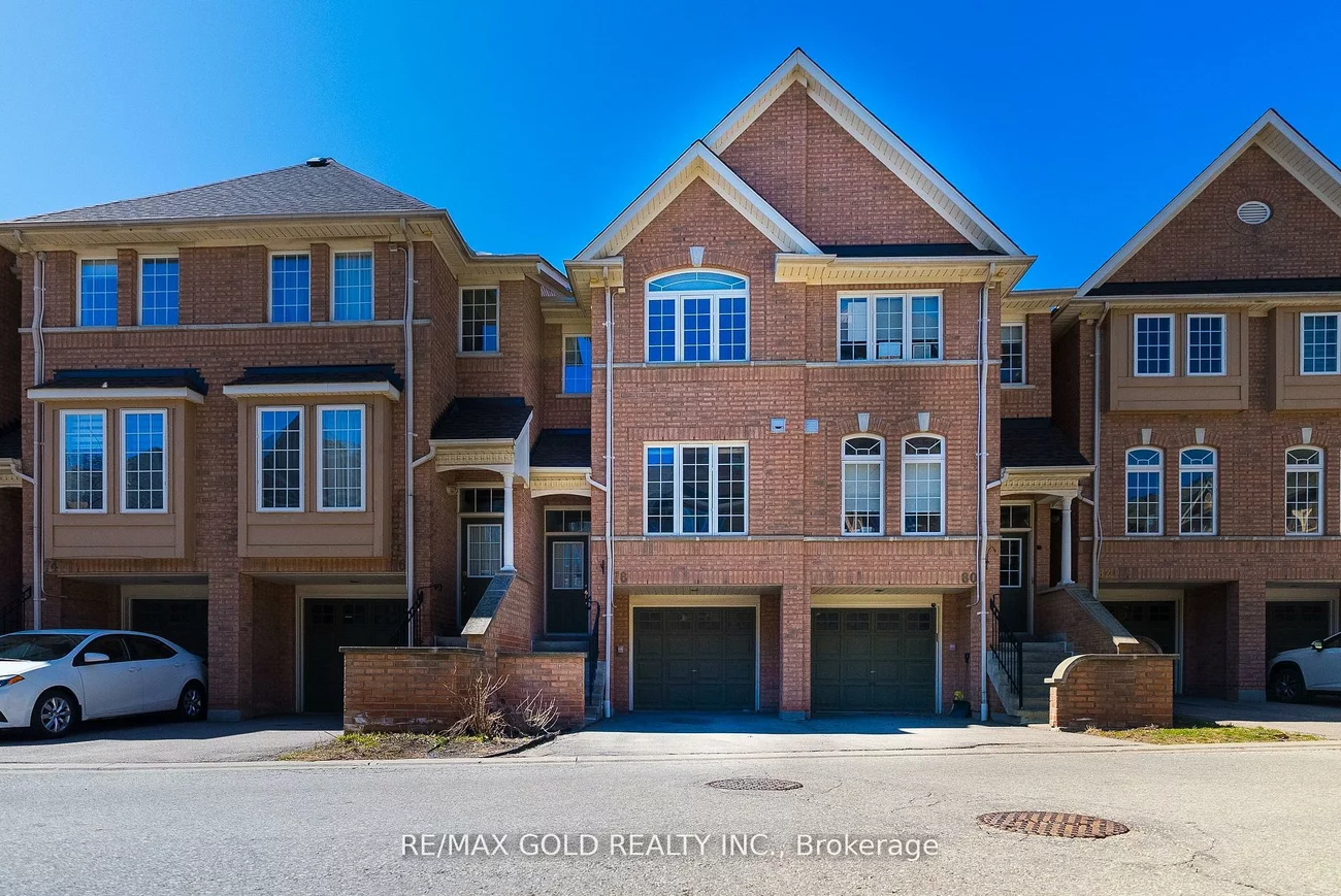 50, Strathaven, Hurontario, Mississauga