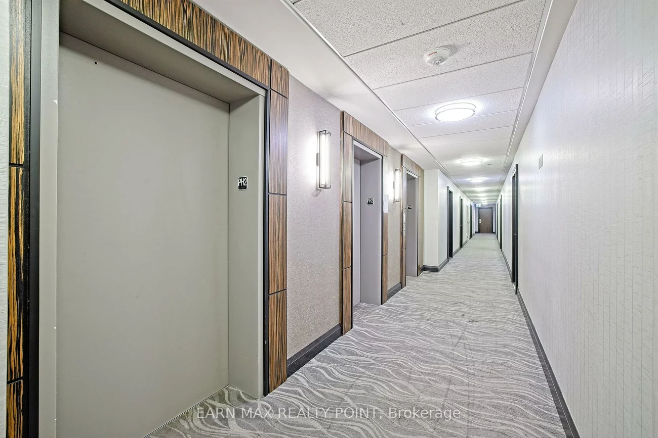 349, Rathburn, City Centre, Mississauga
