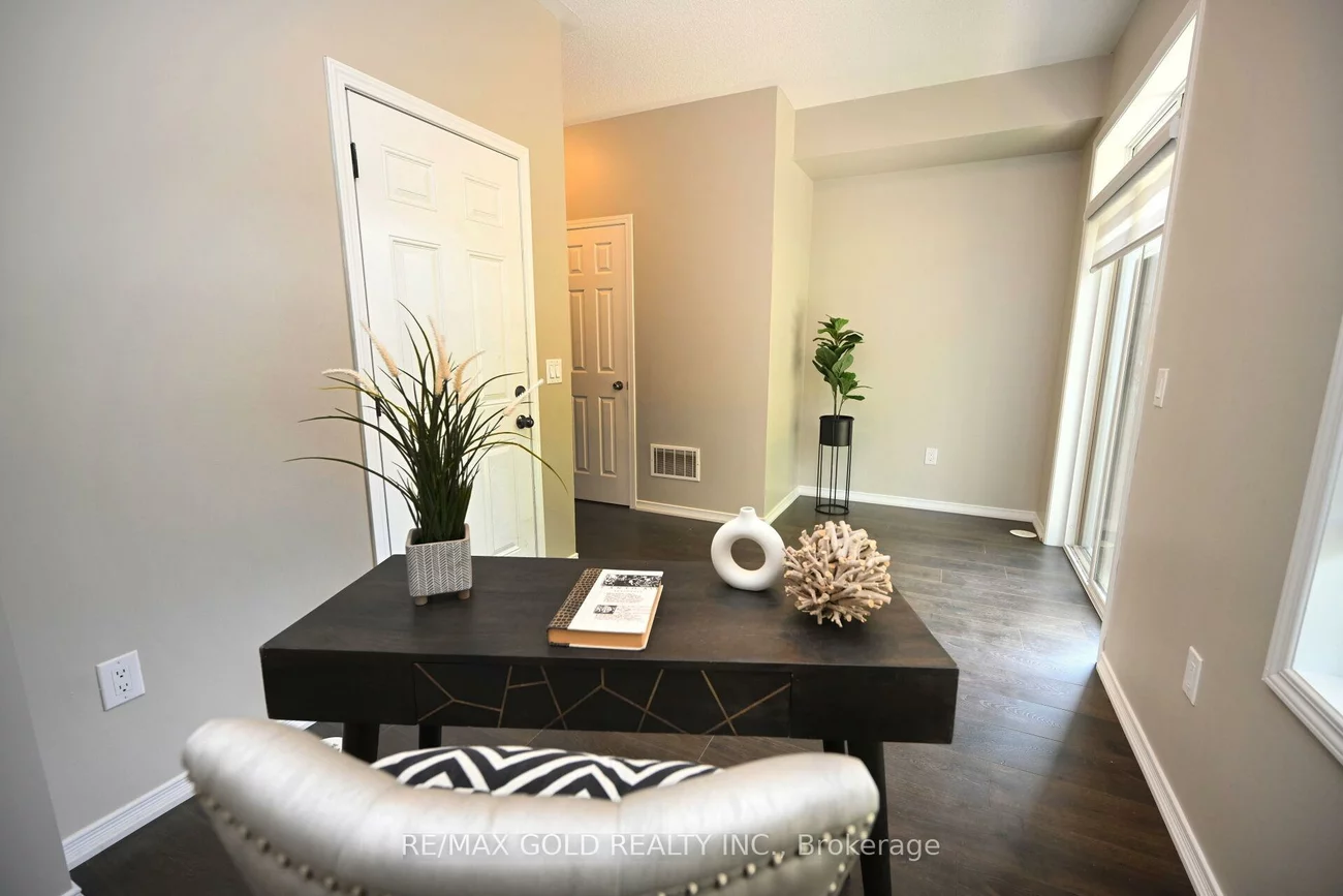 436, Ladycroft, Cooksville, Mississauga