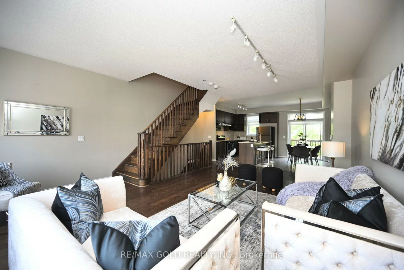 436, Ladycroft, Cooksville, Mississauga