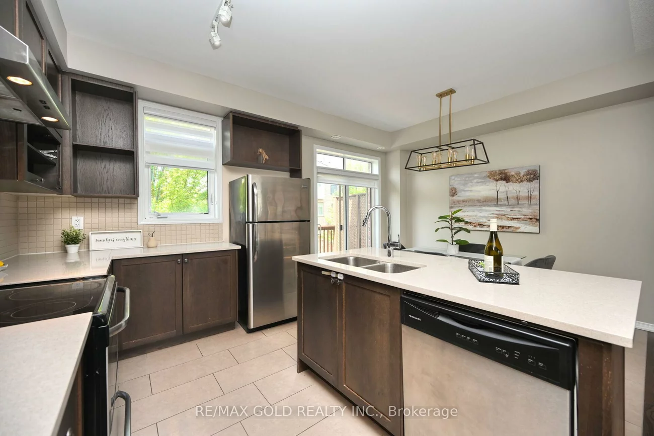 436, Ladycroft, Cooksville, Mississauga