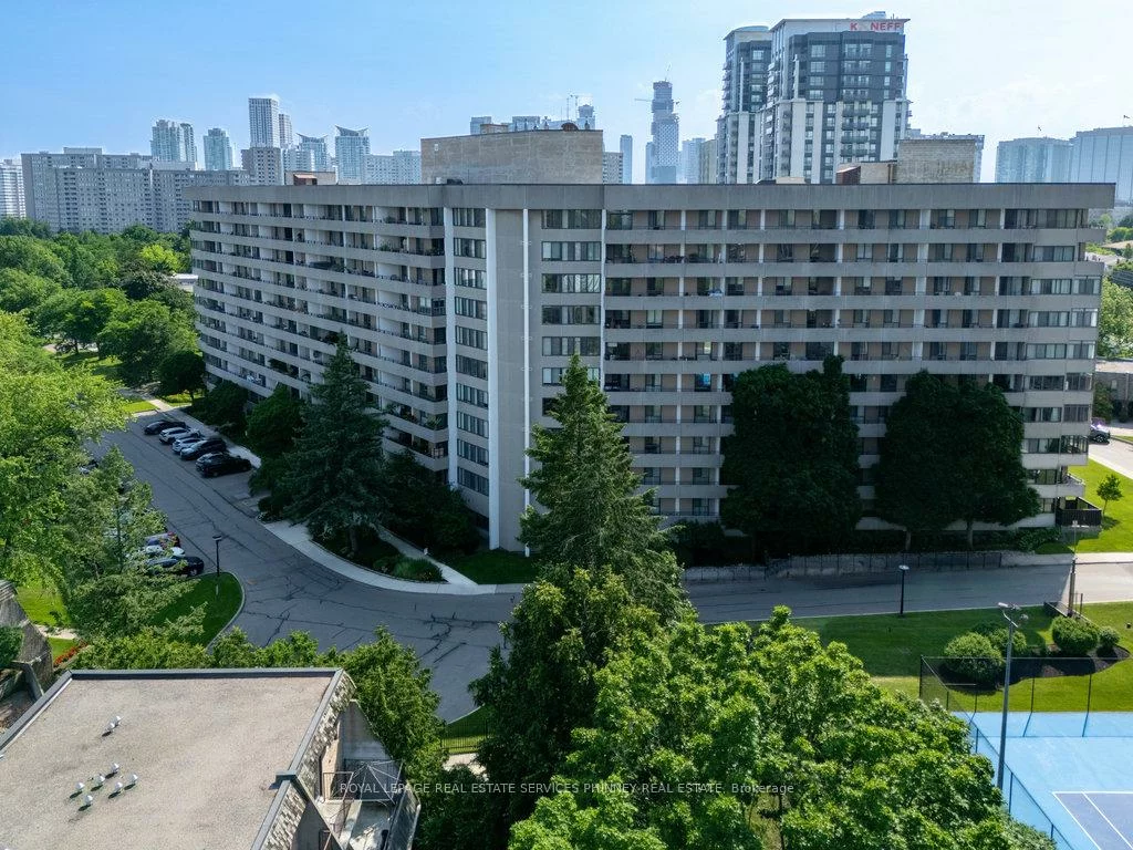 1320, Mississauga Valley, Mississauga Valleys, Mississauga