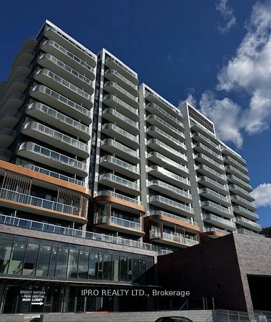 220, Messinnihe, Port Credit, Mississauga