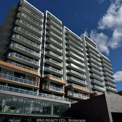 220, Messinnihe, Port Credit, Mississauga