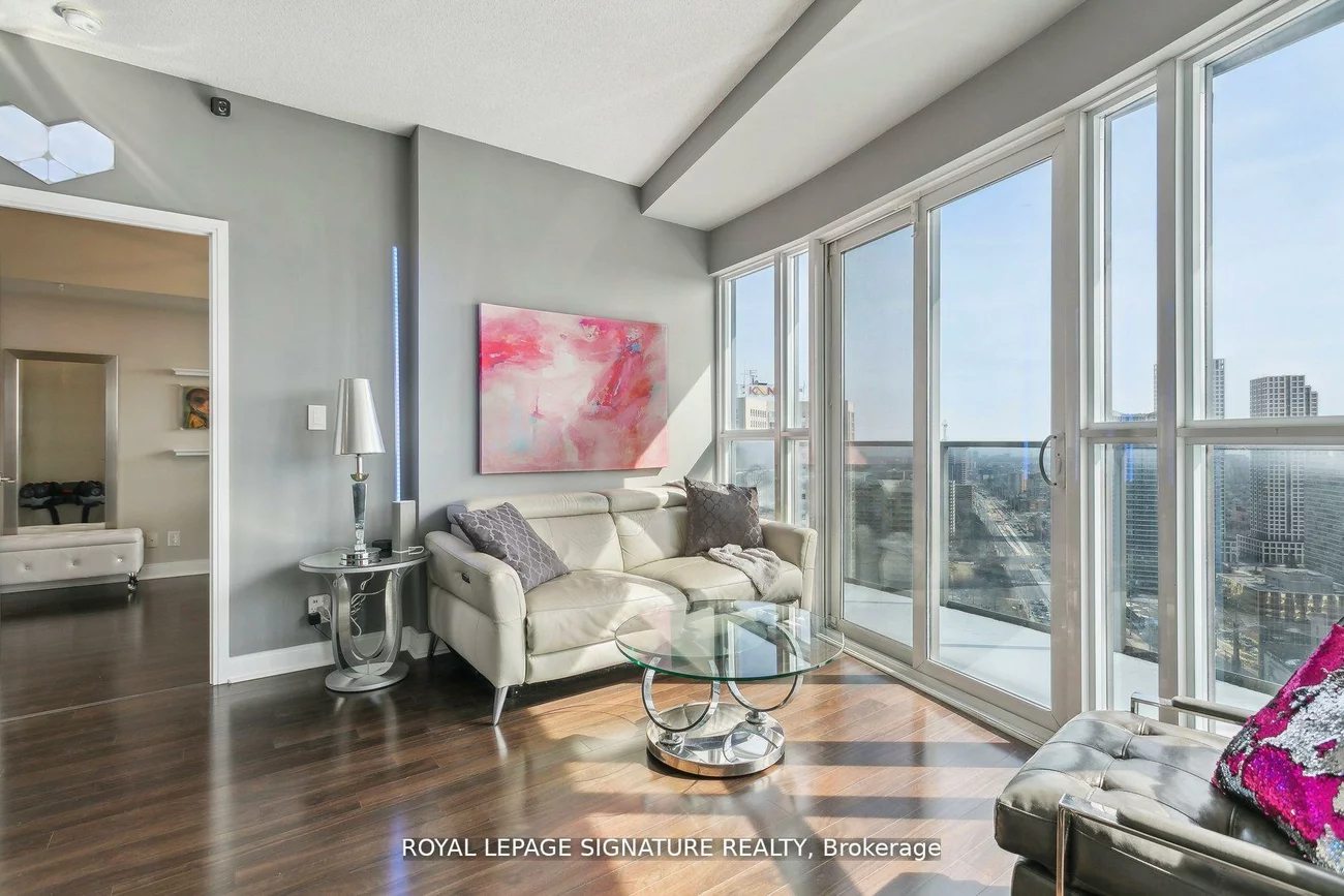60, Absolute, City Centre, Mississauga