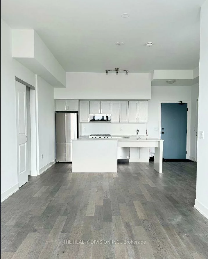 1063, Douglas McCurdy, Lakeview, Mississauga