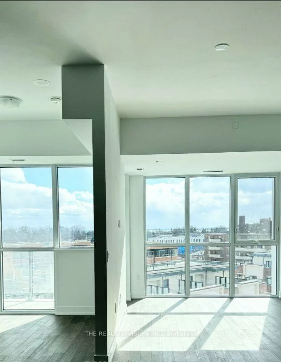 1063, Douglas McCurdy, Lakeview, Mississauga