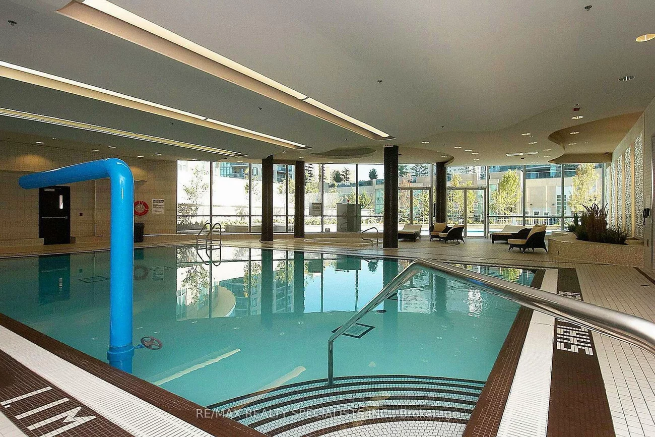 80, Absolute, City Centre, Mississauga