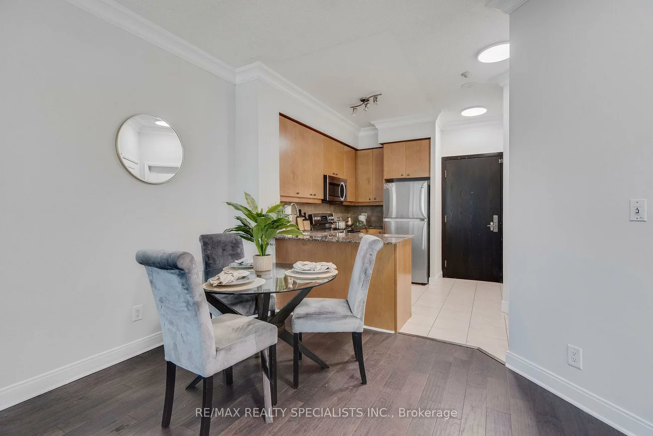 80, Absolute, City Centre, Mississauga