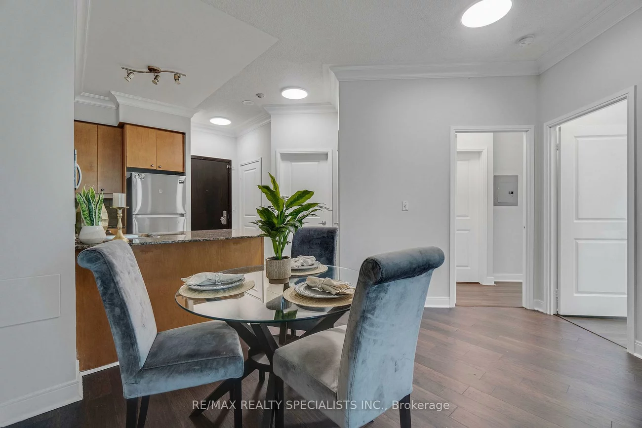 80, Absolute, City Centre, Mississauga