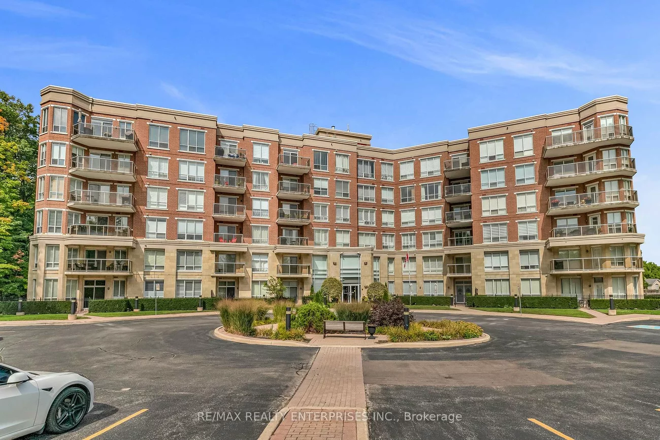 483, Faith, Hurontario, Mississauga