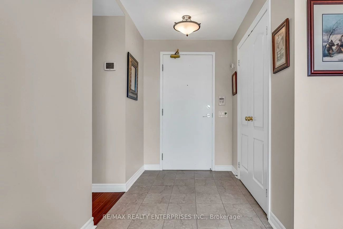 483, Faith, Hurontario, Mississauga