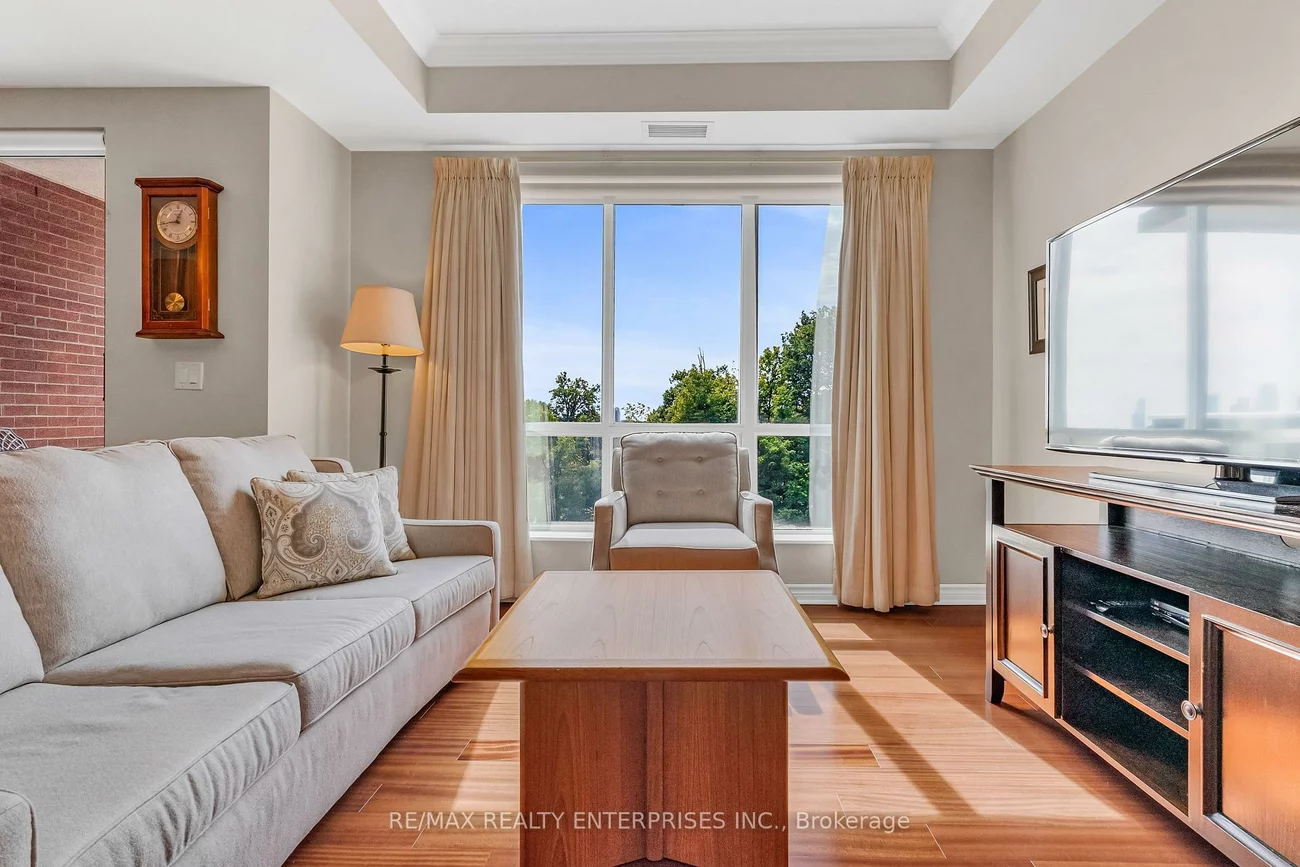 483, Faith, Hurontario, Mississauga