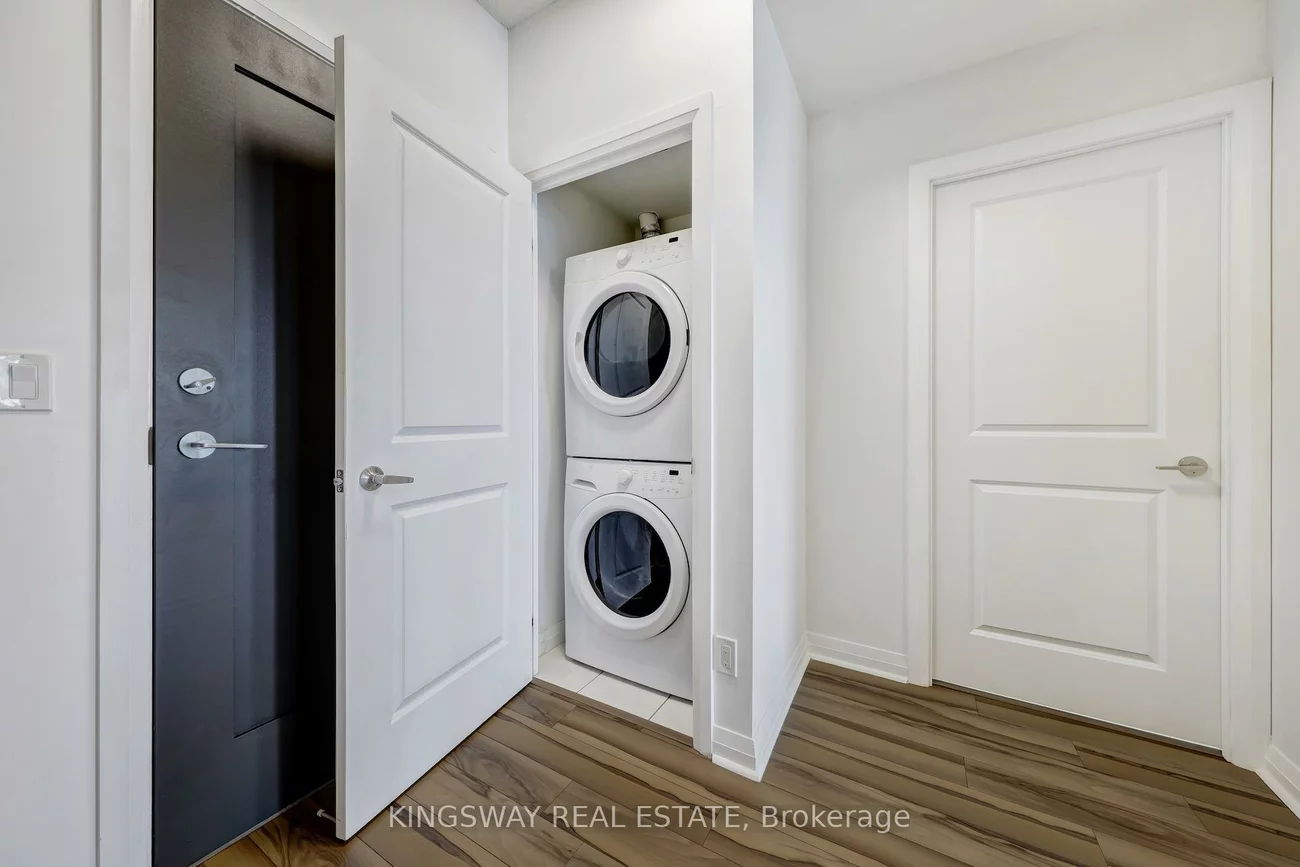 55, Eglinton, Hurontario, Mississauga