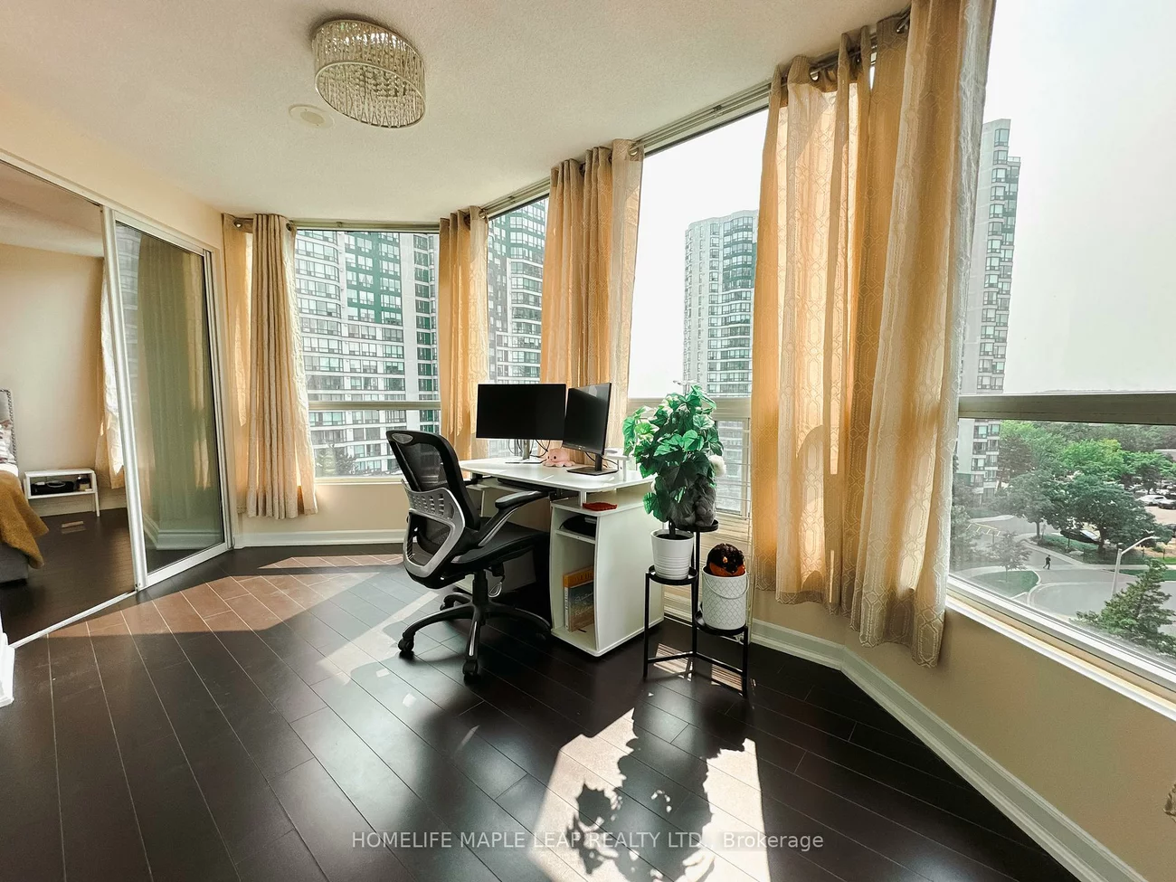 4450, Tucana, Hurontario, Mississauga