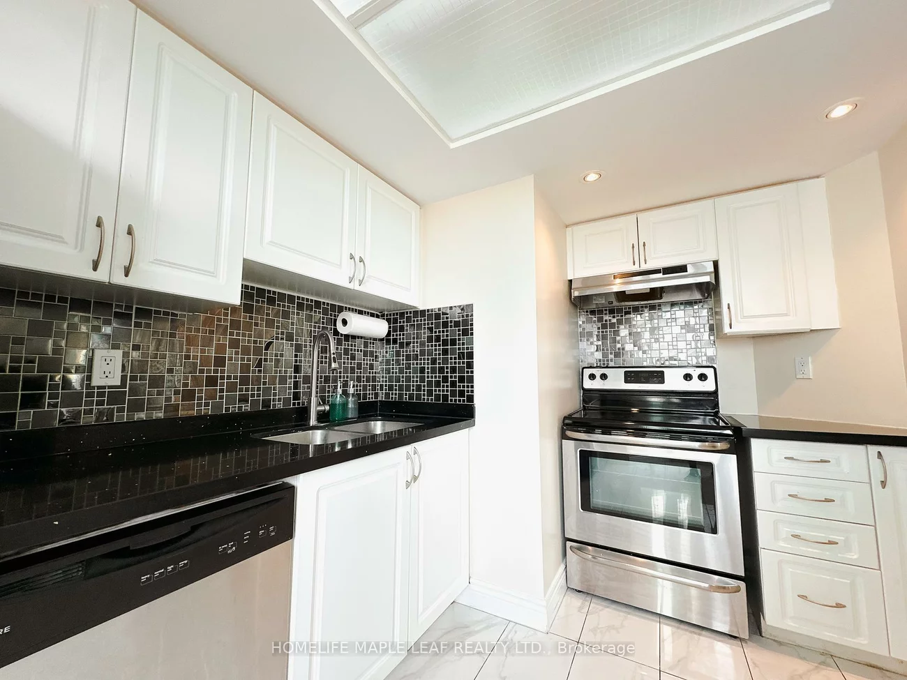 4450, Tucana, Hurontario, Mississauga