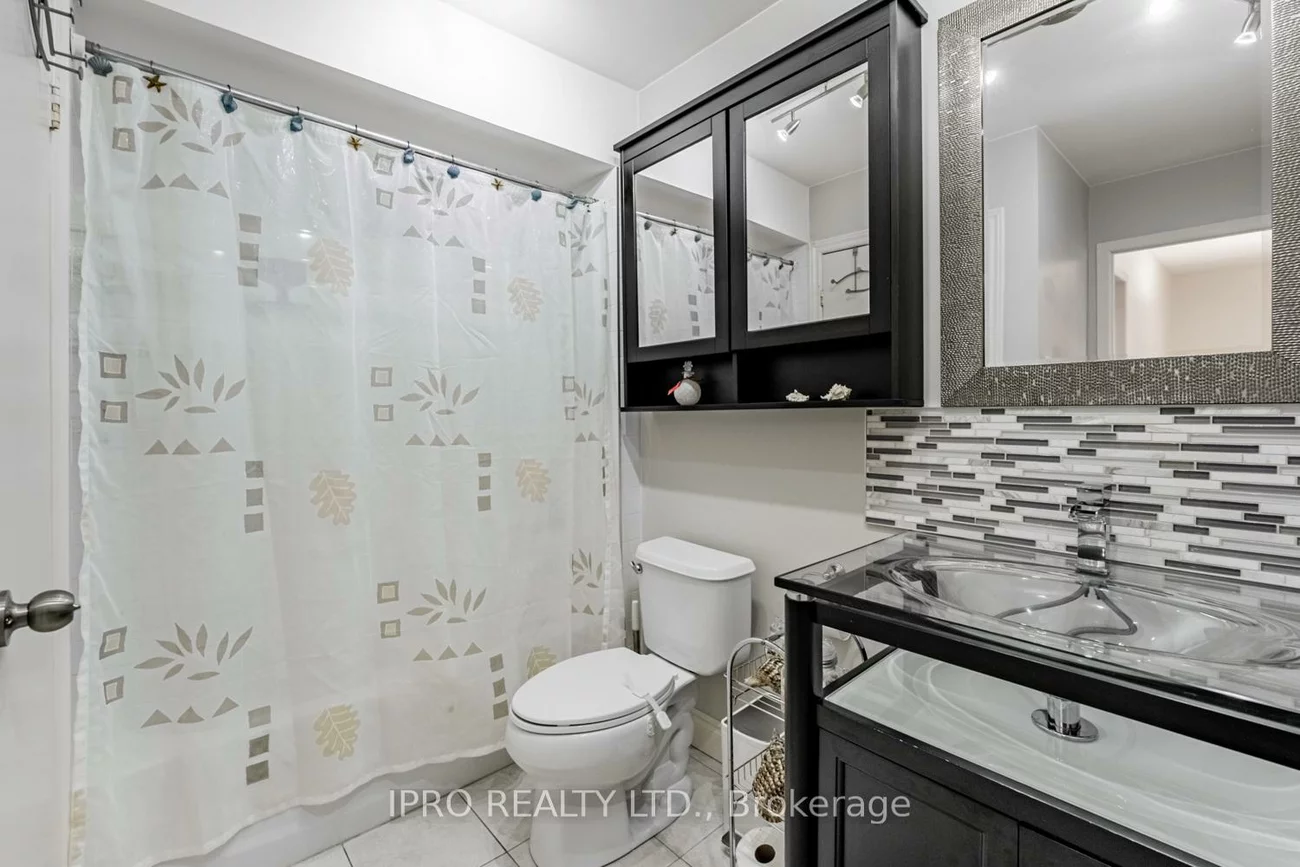 345, Meadows, Rathwood, Mississauga